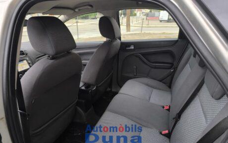 ford focus 1.6 de 5 puertas classe b