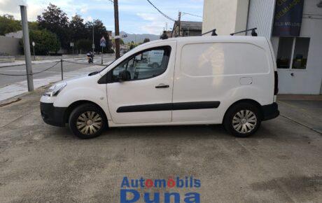 berlingo 1.6 hdi 90cv de 3 plazas delanteras class